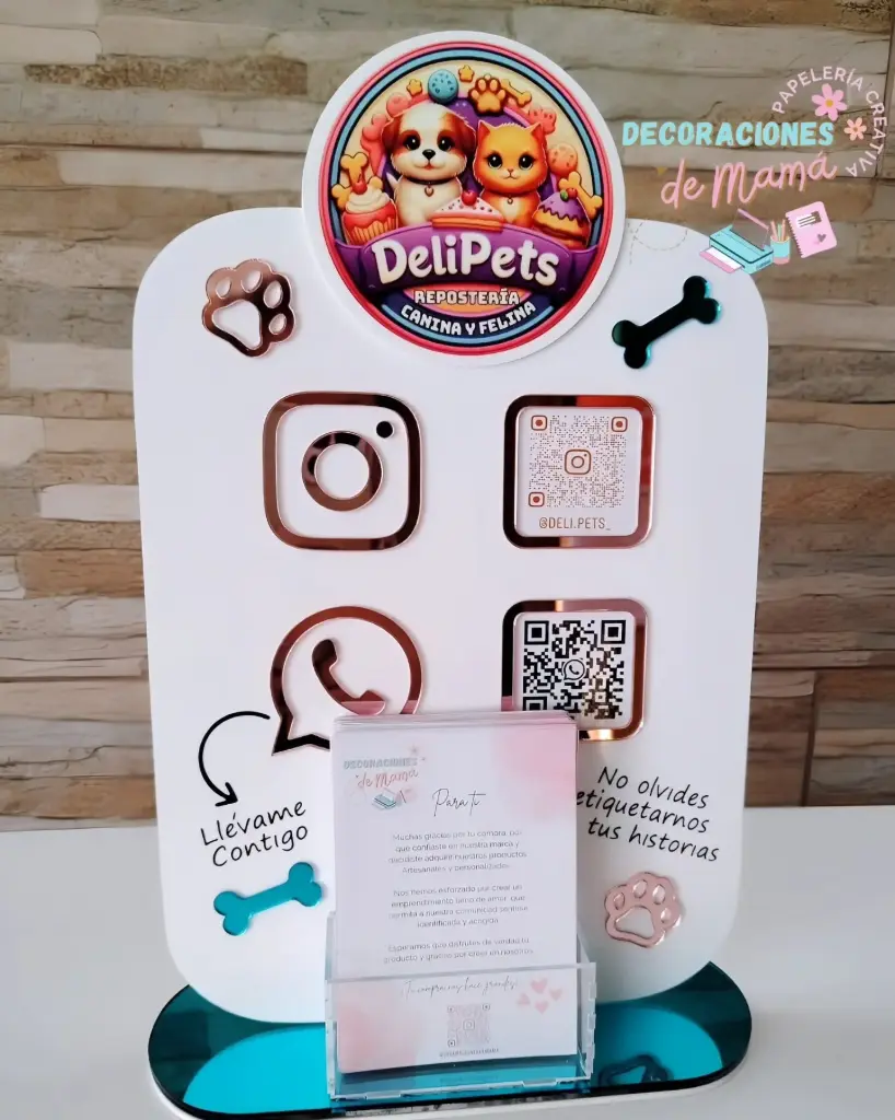 Stand QR con Tarjetero